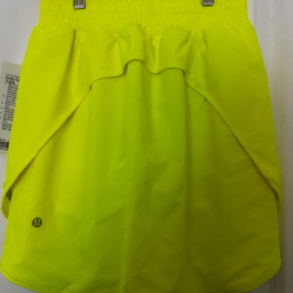 lululemon Hotty Hot HR Skirt Long NWT color: Highlight Yellow